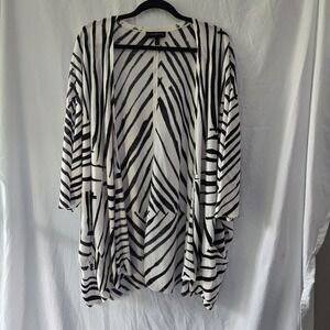 Lane Bryant Zebra Short Sleeve Open Cardigan 26/28 Lagenlook Resort